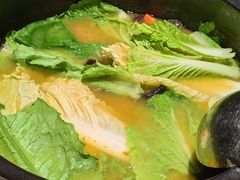 -一朵菌·野生菌探索家火锅(南亚店)