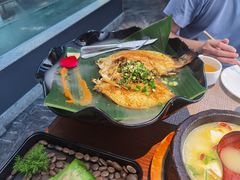 傣族香茅草烤鱼-雀舞云南菜(乐客城店)