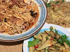 -喝丢一只鞋海鲜烧烤·海肠捞饭(东关街店)