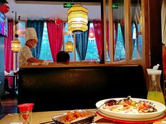-湘阁里辣(沙井华润万家店)
