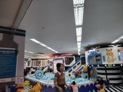 -孩子王童乐园(西安盛龙店)