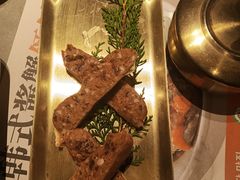 -草家酱蟹炭火烤肉店(珲春南路一店)