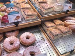 -巴黎贝甜(宜山路店)