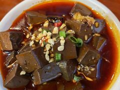 -炉小二铜锅牛蛙•川湘菜(三里屯店)