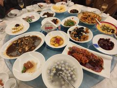 -侬佳蒸菜馆(听潮店)