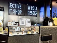 -W COLLECTIVE  DESSERT SHOP