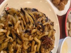 -聚首堂·特色小吃·肘子(什刹海德胜门店)