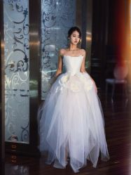 -南京宝娜嫁衣婚纱礼服馆(中央路店)