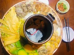 -宣威山野人家·云南菜·菌火锅(金碧店)