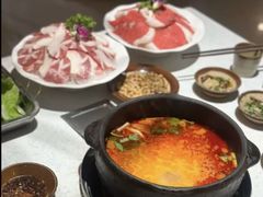 -贵府酸汤牛肉火锅·贵州老字号(飞山街店)