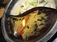 -宽板凳老灶火锅(南礼士路店)