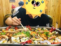 -老东镇啤酒屋海鲜加工·蒸汽海鲜·海鲜烧烤(台东店)