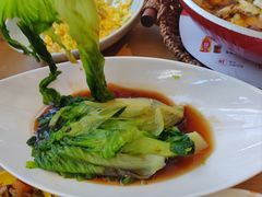 -渝信川菜 · 川味家常菜(财富购物中心店)