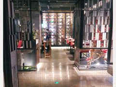 大堂-四季民福烤鸭店(西单华威约饭街店)