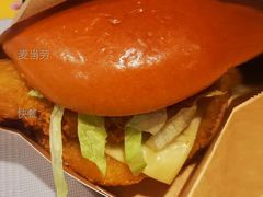 芝芝酪酪堡-麦当劳(总统大酒店店)