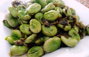 Salted Vegetable and Broad Beans