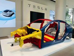 -TESLA 特斯拉(广州天环广场体验店)