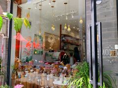 门面-蜜舍咖啡(洋人街店)