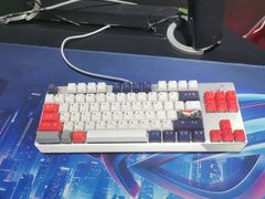 -ROG玩家国度(烟台众诚店)