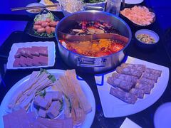 -唯爱KTV聚会餐厅(仙林东城汇店)