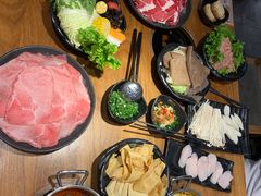 -呷哺呷哺(万达新世界店)