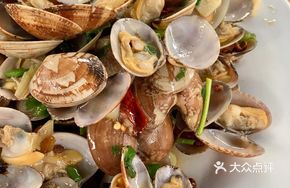 Spicy Stir-fried Clams