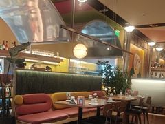-芭莉与彩虹西餐厅(成都合生汇店)