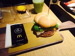 -麦当劳(新王府井店)