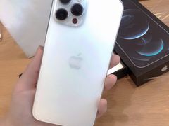 -Apple零售店(中街大悦城店)