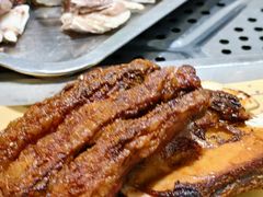 烤牛排-牧民人家羊粪火自煮手把肉餐馆