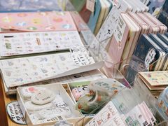 -猫的天空之城概念书店(杭州南宋御街店)