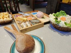 -四点金粥底火锅(沂州里店)