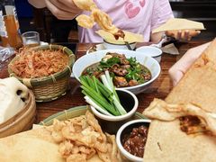 -泉畔人家·老济南经典鲁菜(大明湖店)