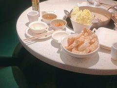 -三人行骨头王火锅(长寿店)