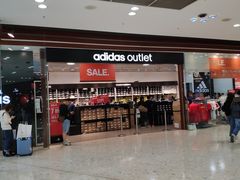 -东荟城名店仓