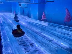 -西安银基冰雪世界