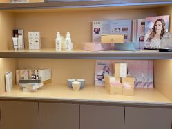 -PE SALON