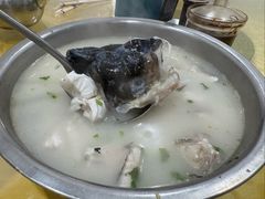 奶汤鱼头-雪湖煜辰鱼头老店(雪野湖店)