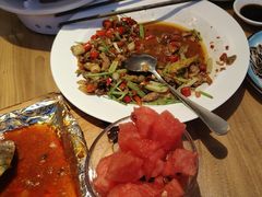 -严记小天府酸菜鱼(西四路店)