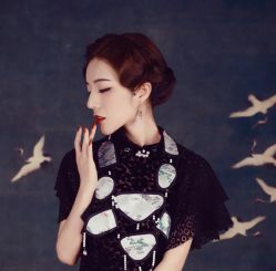 点击看大图 -盘子女人坊古装写真摄影(南京总店)