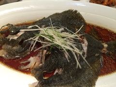 -品悦酒店(三林古镇店)