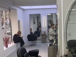 -H·Y HAIR SALON烫发·染发·造型