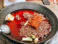 红锅-星鸿社重庆老火锅(燃灯寺分店)
