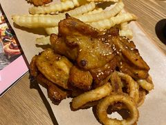 -必胜客(百联又一城店)