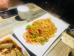 -郑享吃烧烤烩面(红专路店)