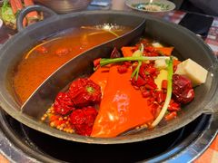 -赵美丽·重庆社区火锅·直营店(火车东站·中豪国际店)