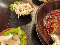 -渝井巷重庆老火锅(沈阳吉祥店)
