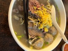 -潮镇老尾牛杂(环城西路店)