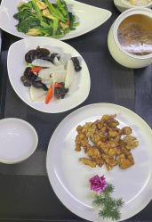 -爱陪伴尊享月子中心(国际店)