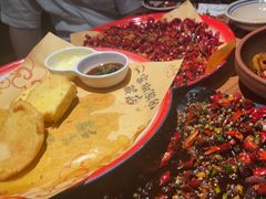 -泥糊破店小酒馆·团建聚餐(南京西路店)